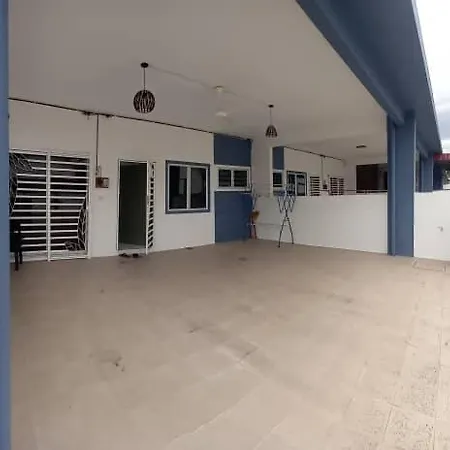 Homestay D'Mama Ifor Muslimi Tanjong Malim Exterior photo